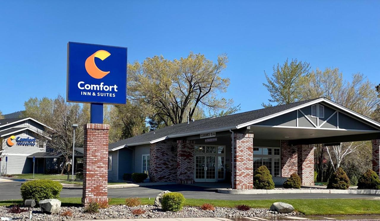 Comfort Inn & Suites Сюзънвил Екстериор снимка